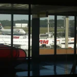 Moraes e Dino votam contra recursos de condenados por trama golpista