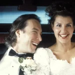 Miss Jamaica segue na UTI após queda forte no Miss Universo