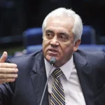 Dólar fecha em alta e Bolsa dispara com ‘prévia do PIB’ abaixo do esperado