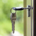 Moraes concede liberdade a Bacellar com uso de tornozeleira e o afasta do comando da Alerj