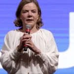 Leilão da Receita tem iPhones a R$ 300, MacBooks e carros por R$ 2.500