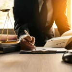 “Está morto? Esperemos que sim”: Streamer atropela homem durante live