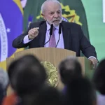 Rayssa Leal termina escola e diz que quer ser empresária