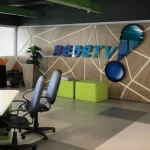 Mulher é presa suspeita de ajudar em roubo de obras de arte em SP