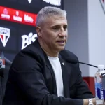 Pai ataca padre com facão após estranhar atitude do religioso com as filhas