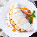 Bruna Marquezine e Lázaro Ramos vão comandar evento do Globo de Ouro no Copacabana Palace