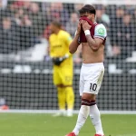 Bruna Marquezine e Lázaro Ramos vão comandar evento do Globo de Ouro no Copacabana Palace