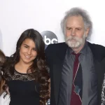 Youtuber MrBeast diz que usa até três pares de AirPods por dia