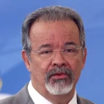 Vini Jr recebe apoio de Mbappé após ser vaiado pela torcida do Real