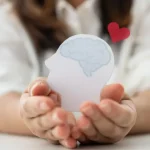 Brasileiros chamam Minnie Driver de ‘cidadã honorária brasileira’ após Globo de Ouro