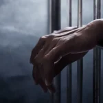 Mickey Rourke reclama de vaquinha e diz que nunca pediria dinheiro a fãs