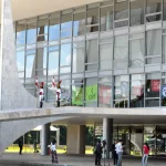 WhatsApp lança novas funções para organizar melhor conversas em grupo