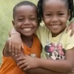 Adolescentes suspeitos de matar cão Orelha em SC estão nos EUA, diz polícia