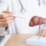 Moraes determina uso de tornozeleira em 6º alvo de apuração sobre vazamento de dados