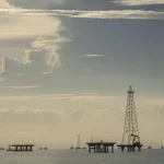 Aos 35, Thomas Rhett diz que está “ficando surdo” de um ouvido