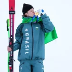 Lula sugere fazer um cafuné na mulher ou no marido antes de pegar o celular