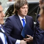 Notebook sempre ligado à tomada? Veja os riscos e como evitá-los