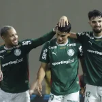 Anitta e Bad Bunny não se falam? Relembre alfinetadas entre os dois