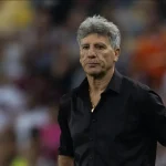 Neil Sedaka, cantor e compositor ícone do pop dos anos 1960, morre aos 86