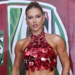 Homem acusado de perseguir atriz Danni Suzuki por 10 anos é preso