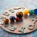 Conselheiro de Trump próximo a Eduardo Bolsonaro deve vir ao Brasil de olho nas eleições