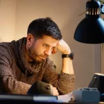 Amanda Peet revela diagnóstico de câncer de mama e emociona