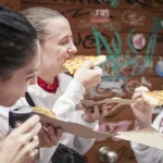 Dono de pizzaria diz não saber causa de intoxicação que matou mulher na Paraíba