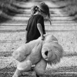 WhatsApp muda visual no iPhone e cria atalho para troca de contas