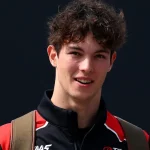 Técnico do Chelsea se rende a Estêvão após goleada: ‘Não há limite para ele’