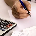 Abel lamenta empate do Palmeiras com Junior e alfineta Conmebol após pênalti com auxílio do VAR