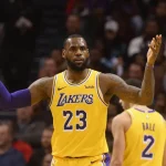 Homem não aceita fim de relacionamento e ateia fogo na ex-namorada