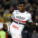 Dezessete ministros de Lula deixam governo para disputar eleições; 21 permanecem