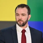 PF prende deputado estadual do Rio e mira fraudes na Educação operadas pelo crime organizado