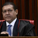 PF apreende celulares para coibir violência infantojuvenil na internet