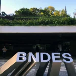 Atlas/Bloomberg: 37,8% acham que vídeo de Michelle enfraquece muito candidatura de Flávio